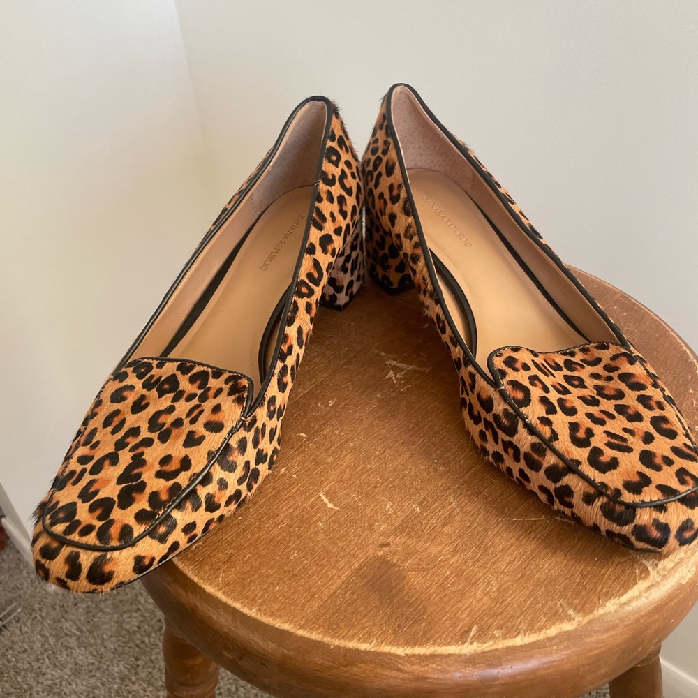Banana Republic Leopard Print Flats - Picture 5 of 7